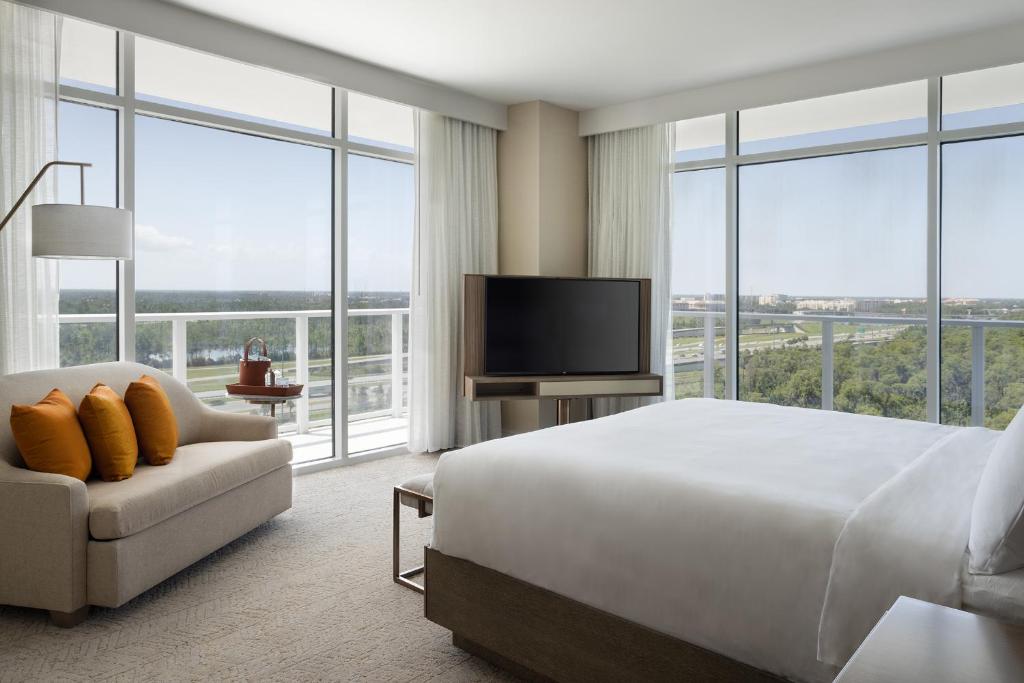 JW Marriott Orlando Bonnet Creek Resort & Spa Disney springs hotels